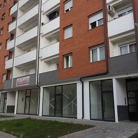 Apartment Gashi Pristina Eksteriør billede