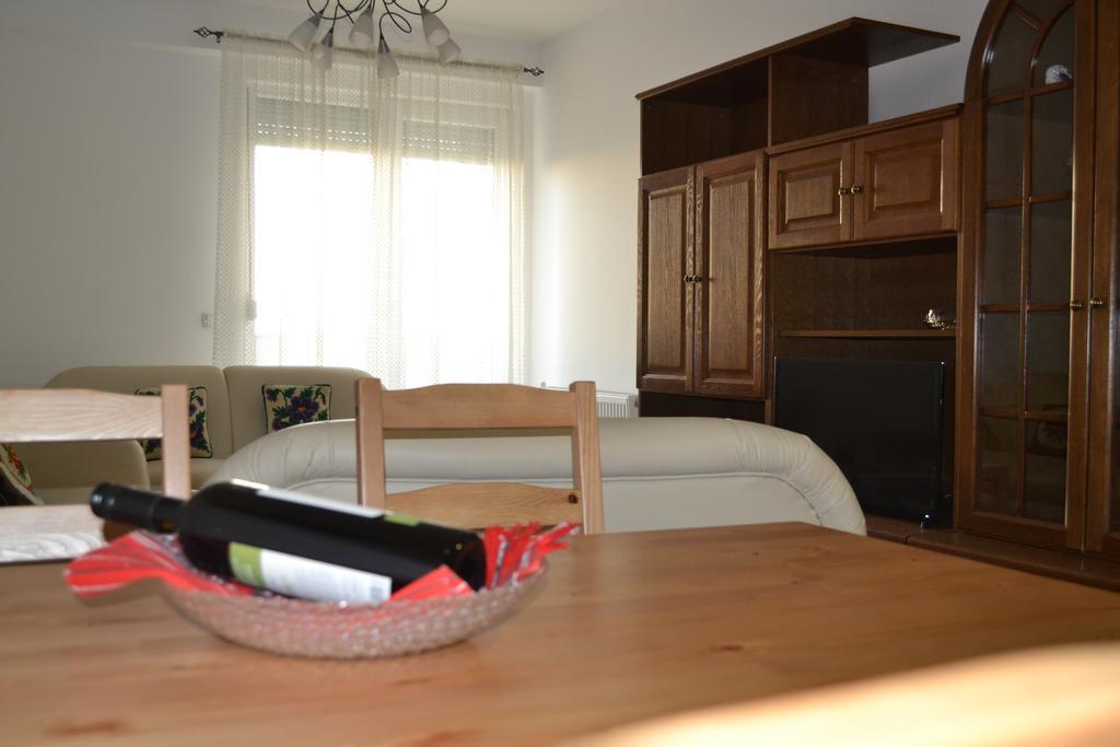 Apartment Gashi Pristina Eksteriør billede